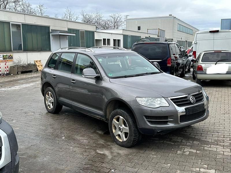Gebraucht VW Touareg 235 PS (172 kW) 2008 Grau SUV