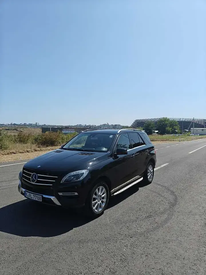 Gebraucht Mercedes ML350 258 PS (189 kW) 2014 SUV