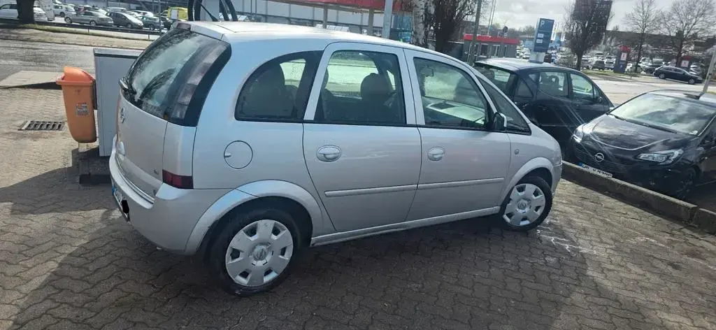 Gebraucht Opel Meriva Edition 105 PS (77 kW) 2006 Silber Van / Kleinbus