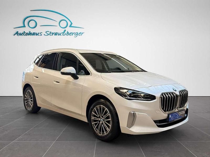 Gebraucht BMW 218 Luxury Line 136 PS (100 kW) 2024 Mineralweiss Van / Kleinbus
