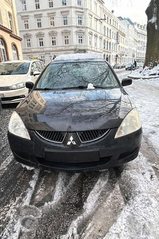 Gebraucht Mitsubishi Lancer Comfort Edition 98 PS (72 kW) 2005 Schwarz Kombi