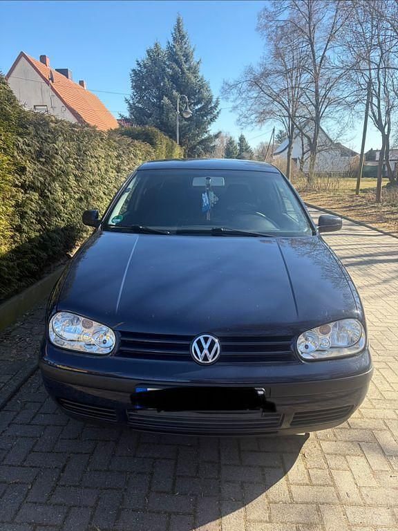 Gebraucht VW Golf IV Basis 75 PS (55 kW) 2002 Blau Kleinwagen