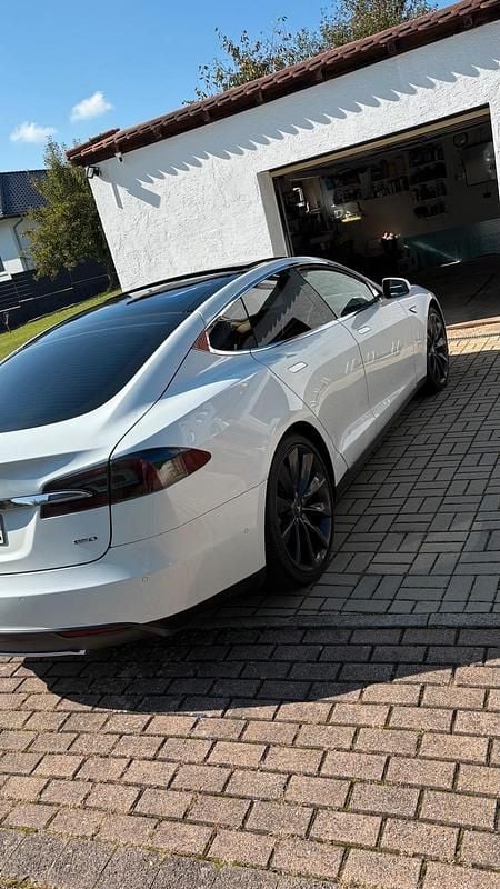 Gebraucht Tesla Model S 386 kW (525 PS) 2015 Weiß Kleinwagen