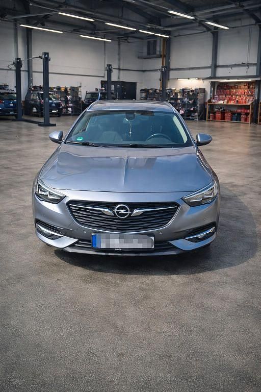 Gebraucht Opel Insignia Innovation 170 PS (125 kW) 2017 Grau Kombi