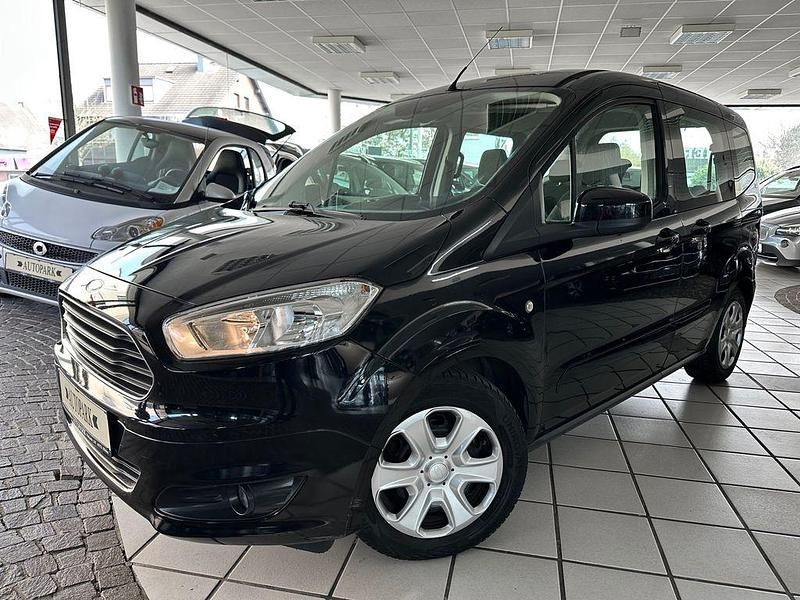 Gebraucht Ford Tourneo Courier Trend 101 PS (74 kW) 2017 Schwarz Van / Kleinbus