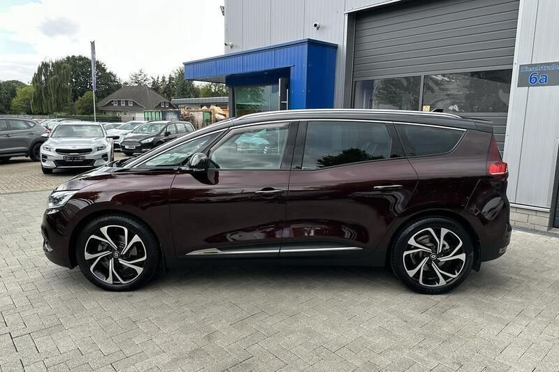 Gebraucht Renault Grand Scénic IV Black Edition 159 PS (116 kW) 2021 Rot (rotmet.) Van / Kleinbus