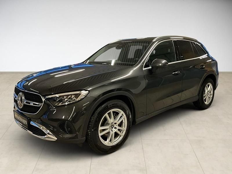 Gebraucht Mercedes GLC220 Advanced Plus 196 PS (144 kW) 2024 Grau SUV