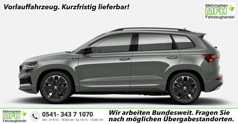 Brillantsilber metallic Neu 2025 Skoda Karoq SportLine SUV | 36.396 € (Fairer Preis) - Bild 1/2