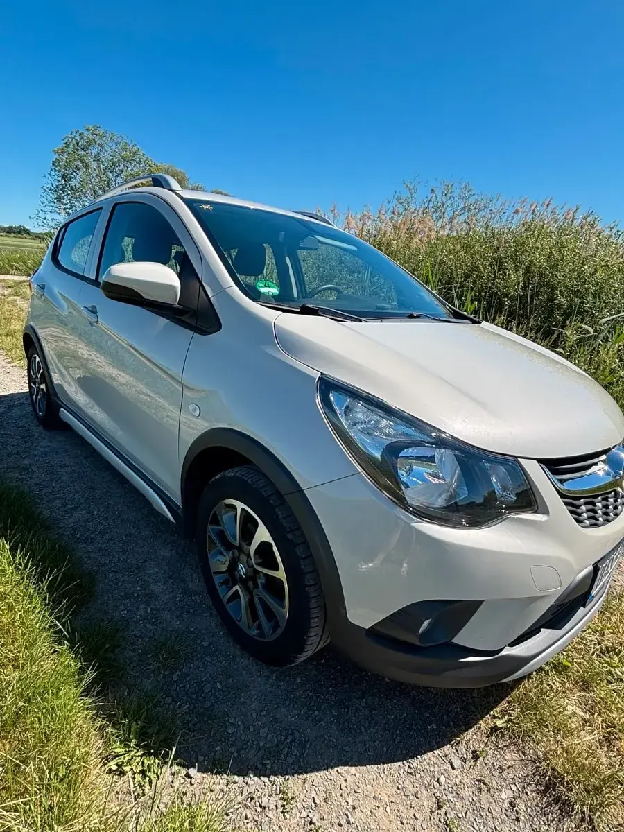 Gebraucht Opel Karl Rocks 73 PS (53 kW) 2019 Beige Kleinwagen