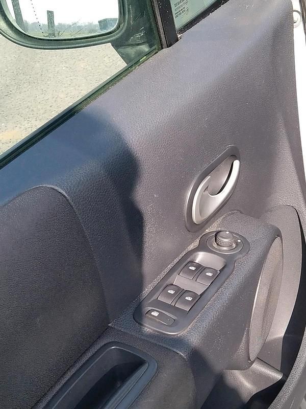 Gebraucht Renault Grand Modus 75 PS (55 kW) 2008 Silber Van / Kleinbus