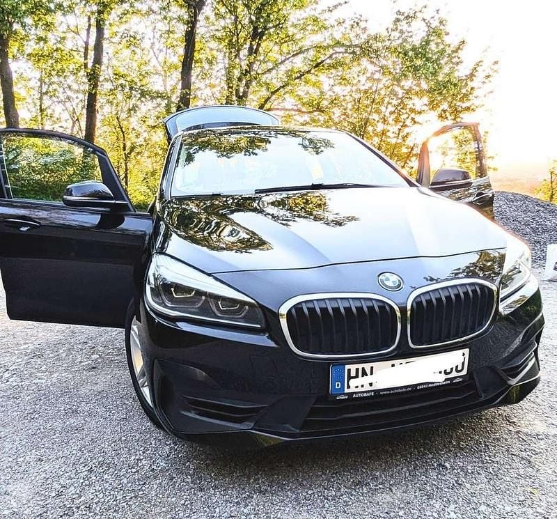 Gebraucht BMW 216 Active Tourer Advantage 116 PS (85 kW) 2021 Schwarz Van / Kleinbus