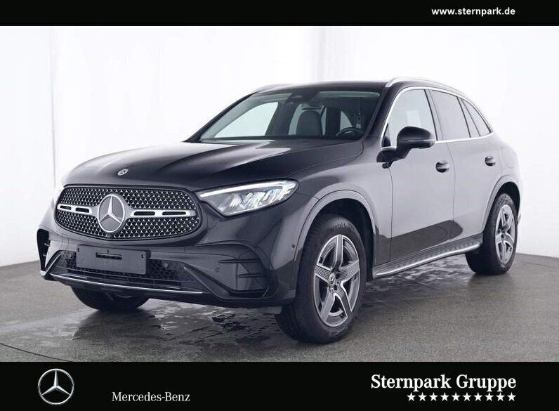 Andere farbe Gebraucht 2023 Mercedes GLC300e AMG SUV | 61.550 € (Fairer Preis) - Bild 1/4