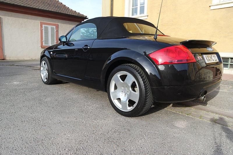 Gebraucht Audi TT Roadster Design 150 PS (110 kW) 2001 Schwarz Cabrio