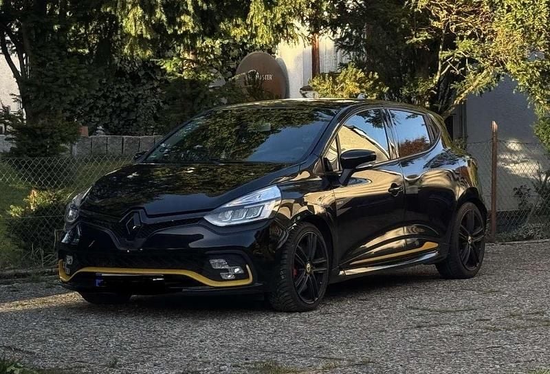 Gebraucht Renault Clio IV R.S. 220 PS (161 kW) 2018 Schwarz Limousine