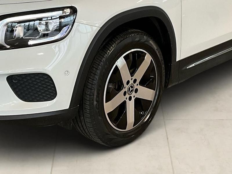 Gebraucht Mercedes GLB200 Progressive 163 PS (119 kW) 2023 Weiß SUV