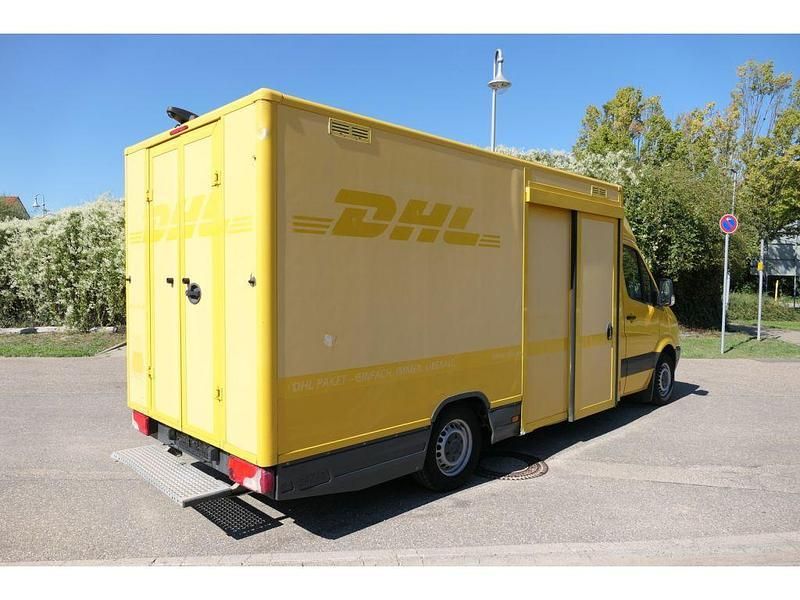 Używany Mercedes Sprinter 95 KM (69 kW) 2010 Żółty Van
