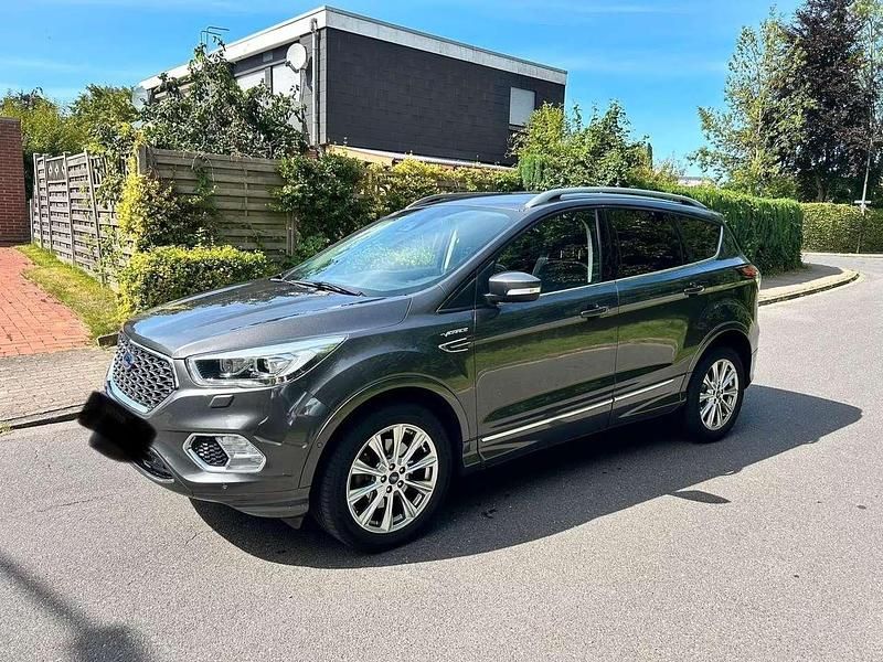 Grau Gebraucht 2018 Ford Kuga SUV | 14.400 € (Guter Preis) - Bild 1/4