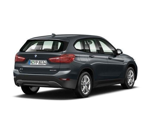 Gebraucht BMW X1 Advantage 140 PS (102 kW) 2019 Grau SUV