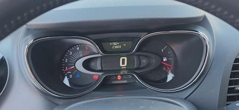 Gebraucht Renault Captur XMOD 110 PS (80 kW) 2017 Rot SUV