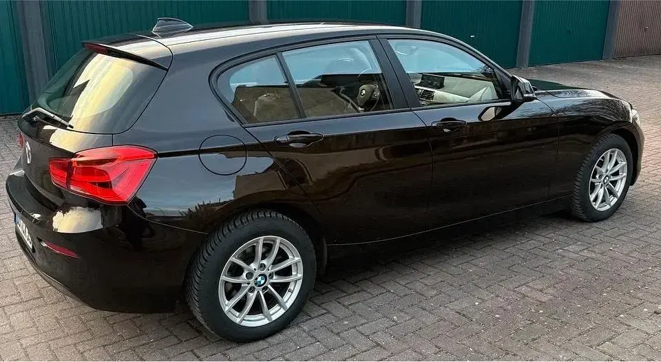 Gebraucht BMW 118 136 PS (100 kW) 2019 Braun Limousine