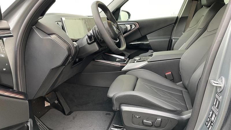 Neu BMW X3 Efficient Dynamics 197 PS (144 kW) 2026 Skyscraper grau metallic SUV