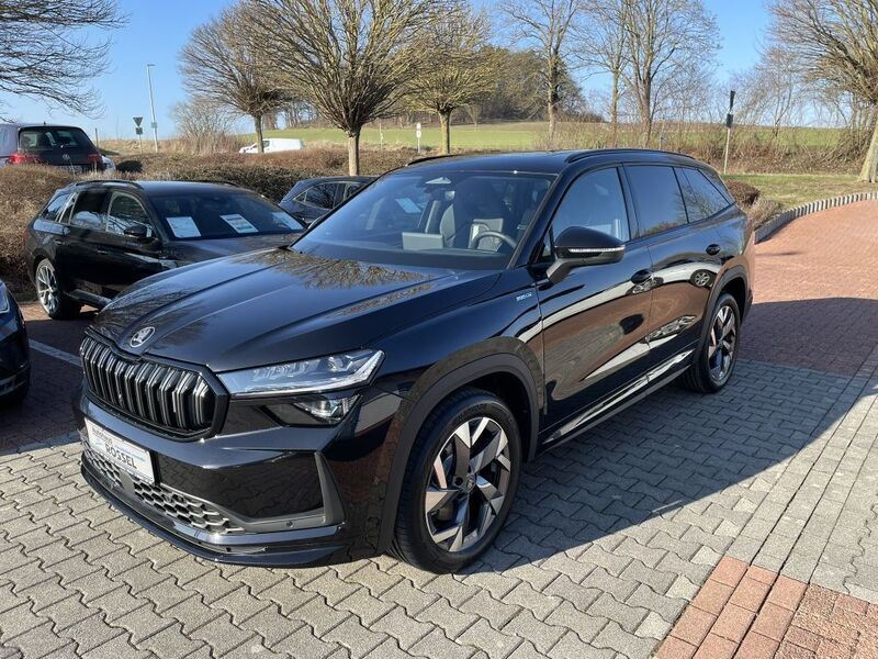 Blackmagic perleffekt Neu 2025 Skoda Kodiaq SportLine SUV | 45.990 € (Fairer Preis) - Bild 1/4