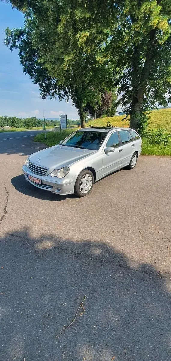 Gebraucht Mercedes C200 122 PS (89 kW) 2006 Silber Kombi