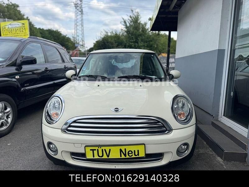 Weiß Gebraucht 2010 Mini ONE Kleinwagen | 4.555 € (Fairer Preis) - Bild 1/4