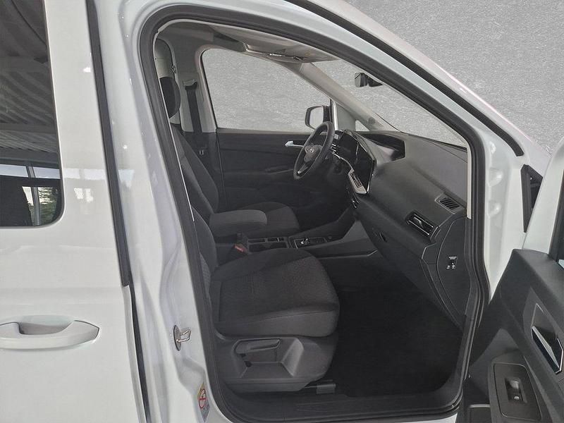 Neu Ford Tourneo Connect Titanium 122 PS (89 kW) 2025 Weiß Van / Kleinbus