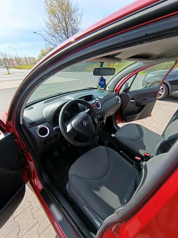 Second-hand Citroën C3 63 CP (46 kW) 2008 Roșu Hatchback