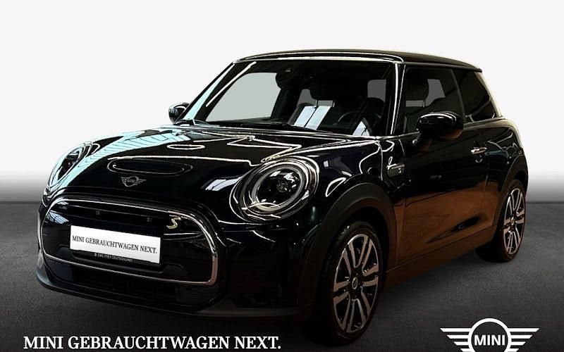 Gebraucht Mini Cooper Essential 135 kW (184 PS) 2023 Schwarz Kleinwagen