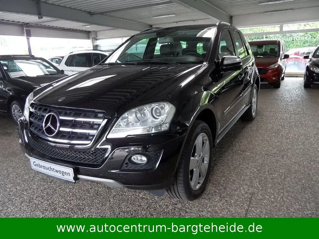 Gebraucht Mercedes ML280 190 PS (139 kW) 2010 Schwarz SUV