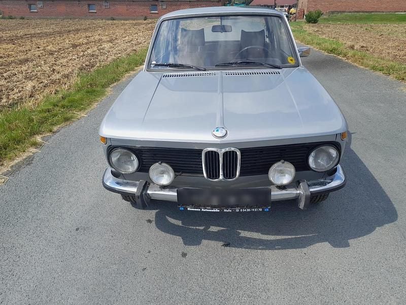 Silber Gebraucht 1975 BMW 1502 Limousine | 13.500 € - Bild 1/4