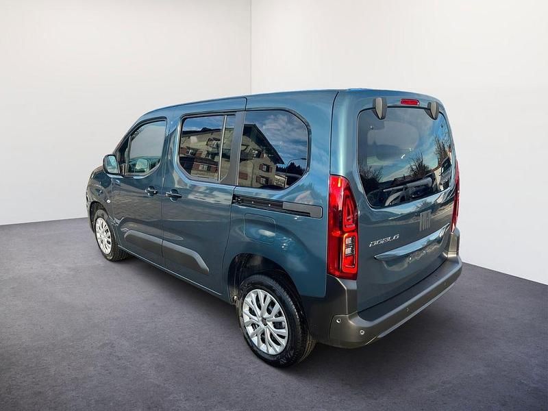 Neu Fiat Doblò 102 PS (75 kW) 2025 528 libeccio blau Van / Kleinbus