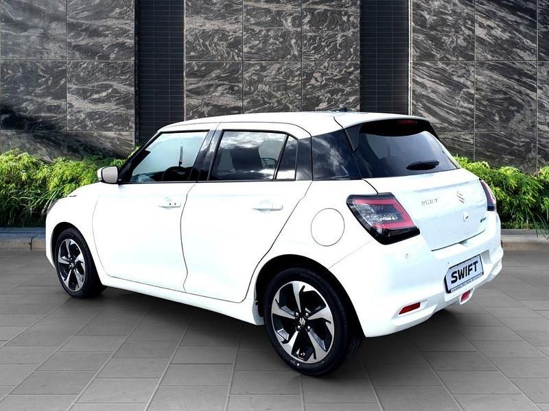 Neu Suzuki Swift Comfort+ 83 PS (61 kW) 2025 Pure white Kleinwagen