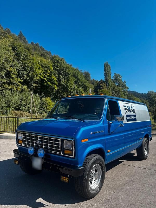 Usado Ford Econoline 1988 Azul Monovolume