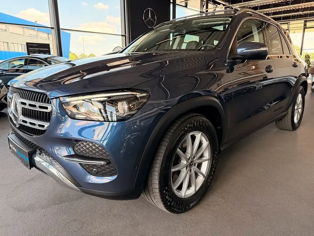 Gebraucht Mercedes GLE350 Advanced 197 PS (144 kW) 2024 Blau SUV