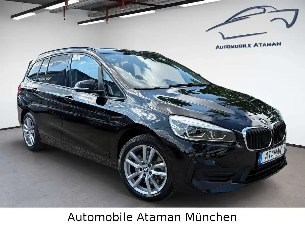 Używany BMW 218 Advantage 150 KM (110 kW) 2020 Czarny Minivan