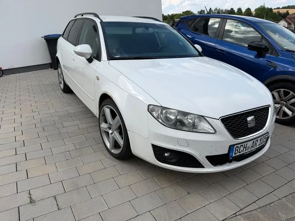 Gebraucht Seat Exeo Reference 120 PS (88 kW) 2013 Weiß Limousine