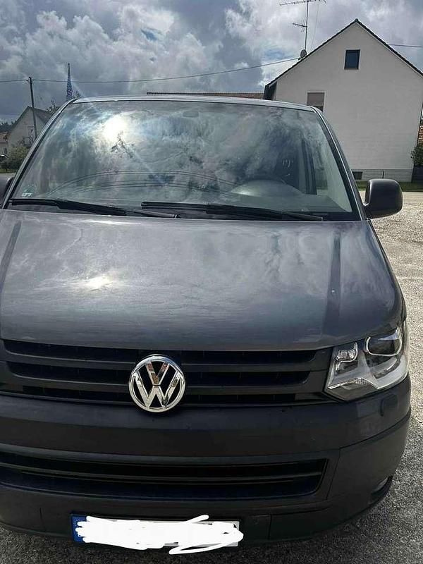 Grün Gebraucht 2015 VW T5 Edition Van | 15.600 € - Bild 1/4