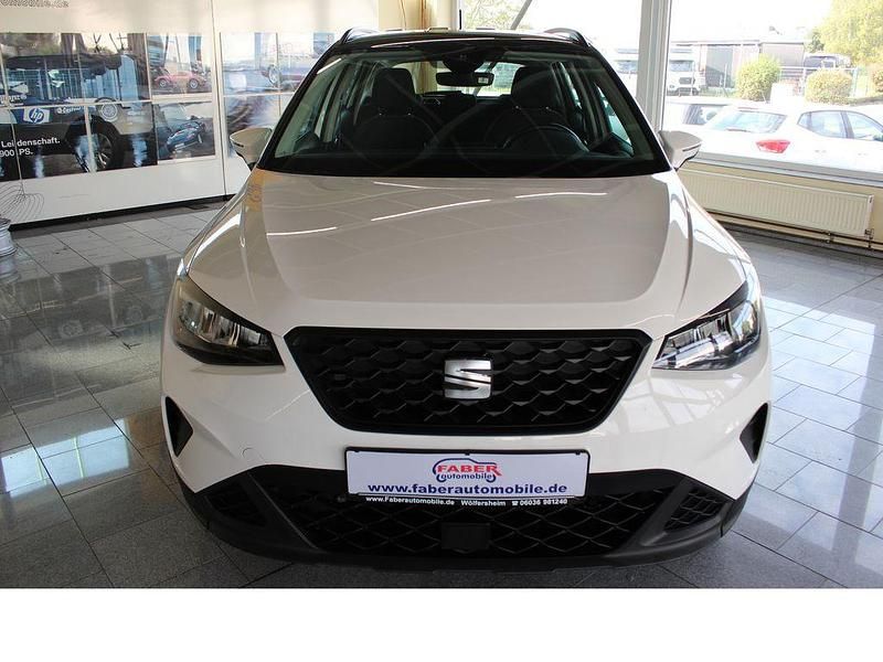 Gebraucht Seat Arona Style 95 PS (69 kW) 2023 ´candy´ weiss SUV