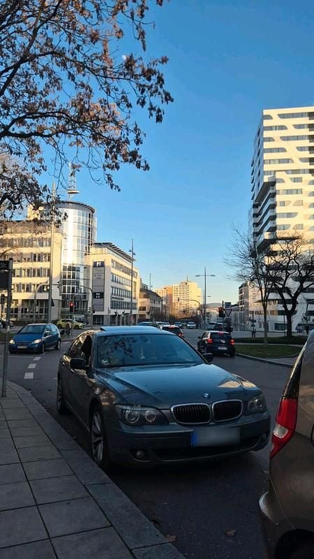 Gebraucht BMW 745 333 PS (244 kW) 2007 Andere farben Limousine