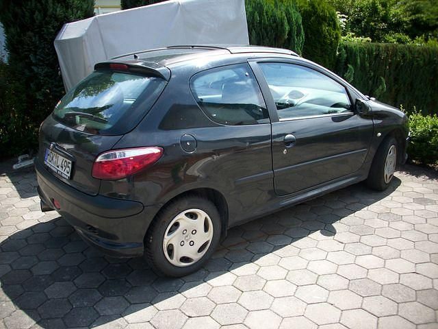 Gebraucht Peugeot 206 75 PS (55 kW) 1999 Schwarz Kleinwagen