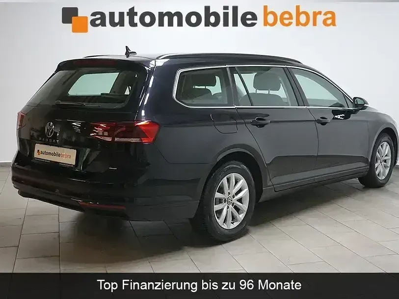 Gebraucht VW Passat Business 150 PS (110 kW) 2022 Schwarz Limousine