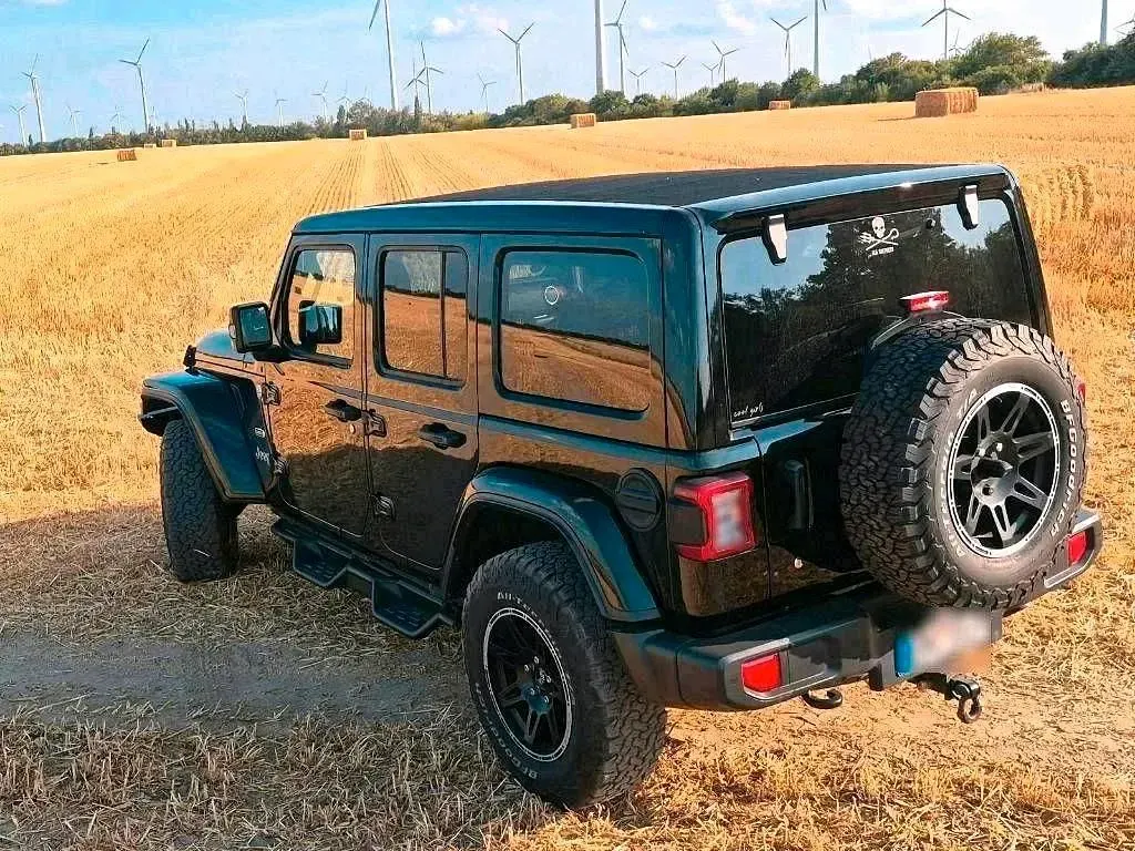 Gebraucht Jeep Wrangler Overland 272 PS (200 kW) 2019 Schwarz SUV