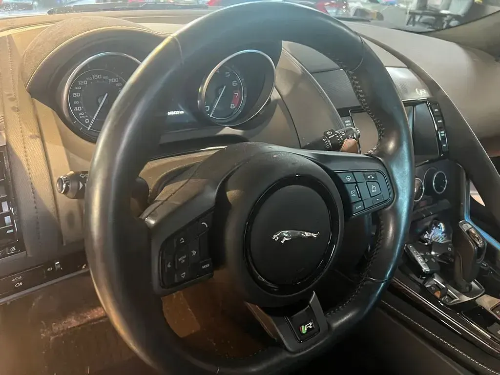 Gebraucht Jaguar F-Type R 551 PS (405 kW) 2015 Silber