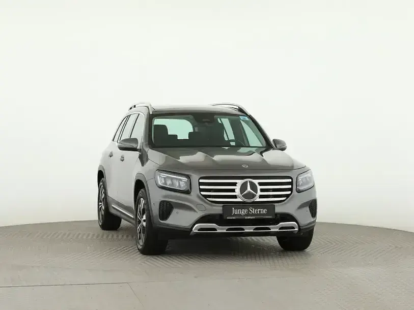 Gebraucht Mercedes GLB180 Advanced 136 PS (100 kW) 2025 Grau SUV