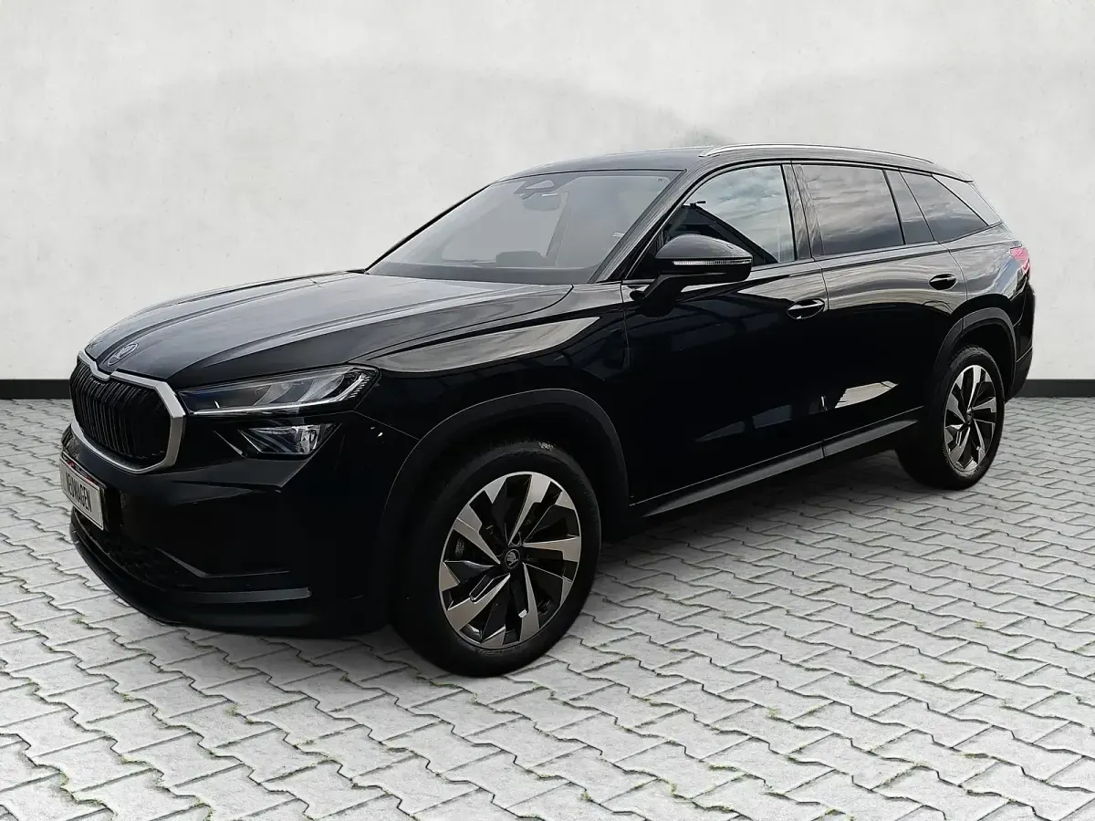 Neu Skoda Kodiaq Selection 150 PS (110 kW) 2026 Blackmagic perleffekt SUV