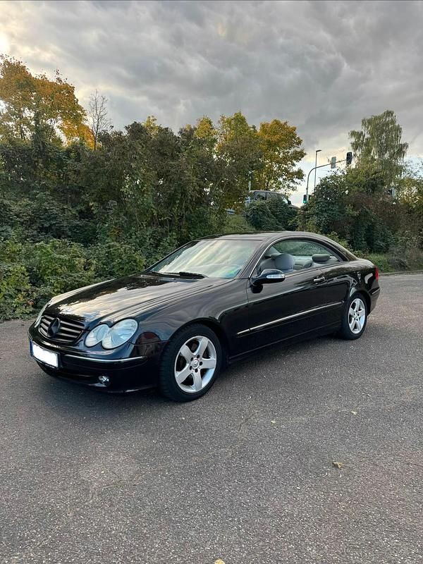 Schwarz Gebraucht 2002 Mercedes CLK240 Coupé | 3.200 € (Superpreis) - Bild 1/4