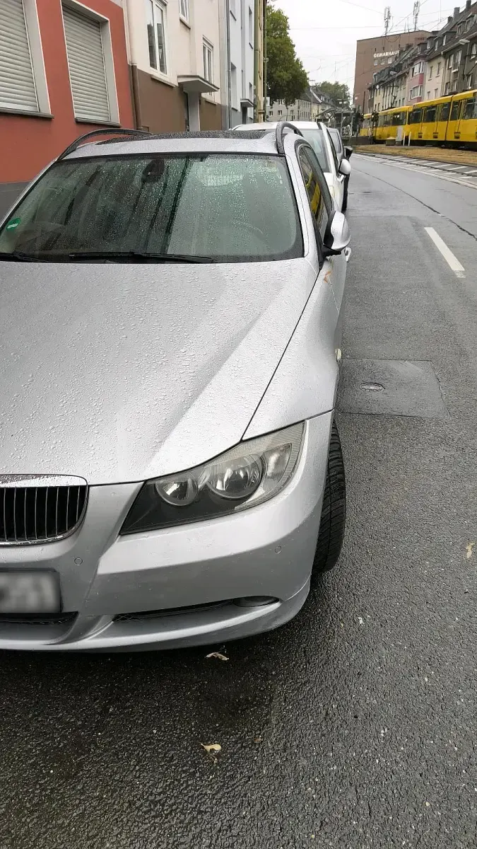 Gebraucht BMW 320 163 PS (119 kW) 2008 Silber Kombi